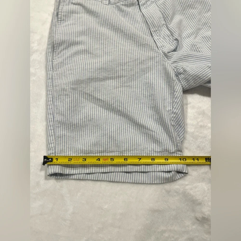 J.Crew Men's Blue & White Seersucker Striped Shorts - Size 32 - Picture 8 of 9